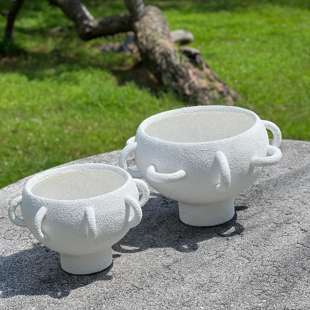 Textured Porcelain Serving Bowl with Multiple Handles Design