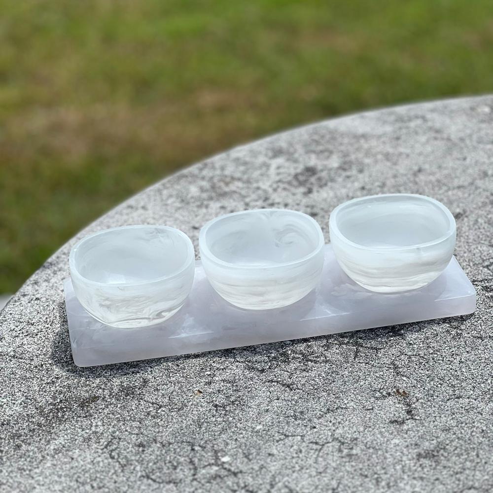Resin Snow Drift Dip Bowls and Tray