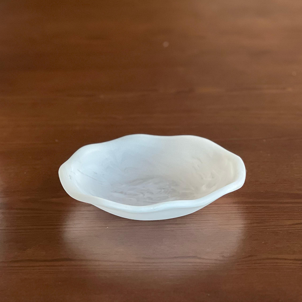 Resin White Swirl Salad Plate