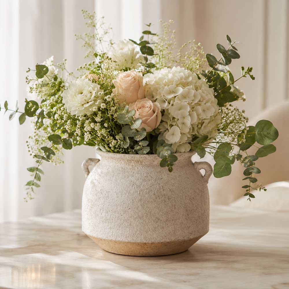 Short Porcelain Vase with Small Handle Design