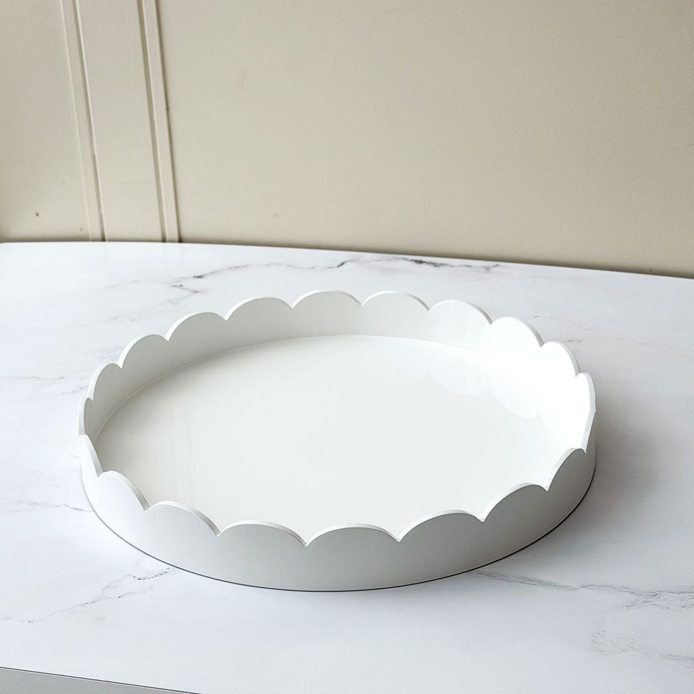 White Scalloped Edge Round Lacquered Wood Tray